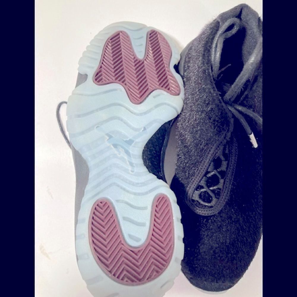 Vintage New Jordan black mohair sneakers - Picture 3 of 7